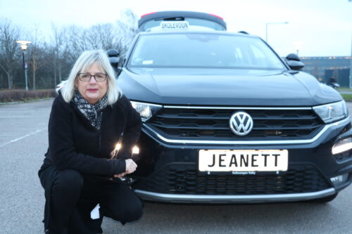 Jeanette med sin bil 9 Jeanette